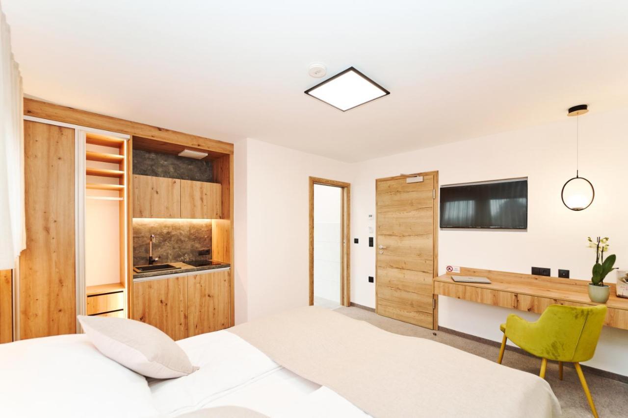 Medirooms Apartments Feldkirchen bei Graz Exterior photo